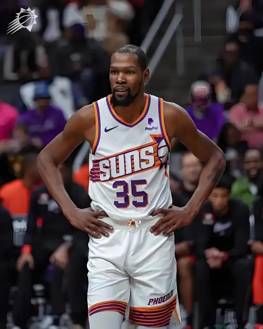 开云官网-勇士碾压热火，杜兰特三分雨点燃全场