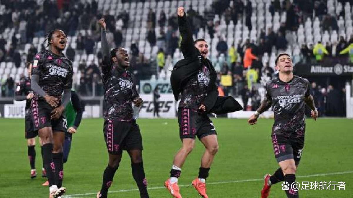 开云体育入口-佛罗伦萨中场精准传球，组织进攻的简单介绍