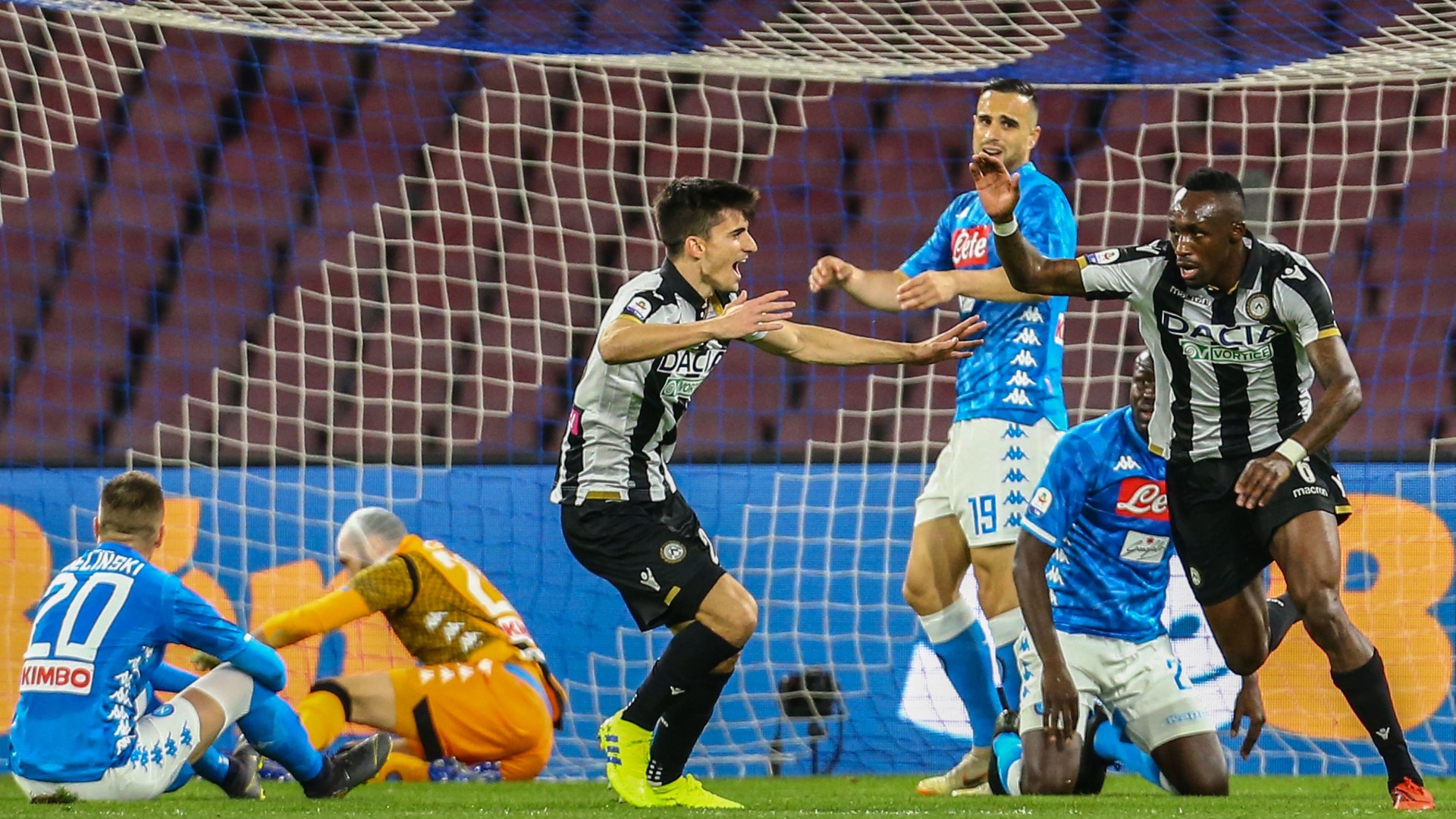 乌迪内斯遭遇两连败,积分下滑的简单介绍 乌迪内斯遭遇两连败,积分下滑的简单介绍