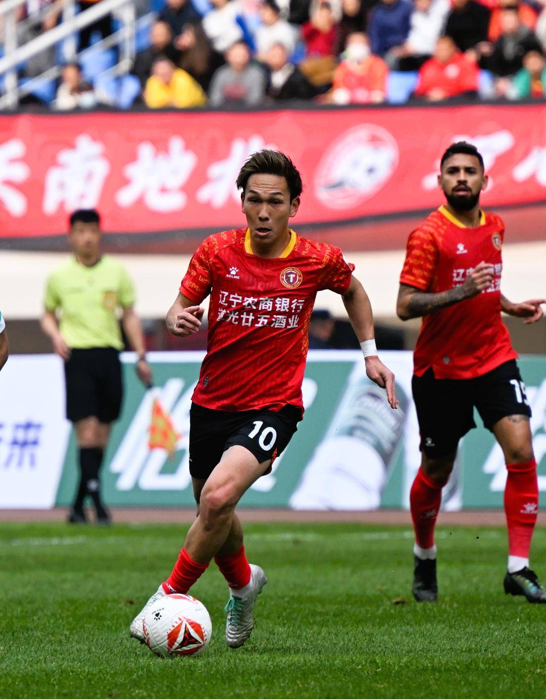 大连一方主场触底,球队状态不佳 大连一方主场触底,球队状态不佳