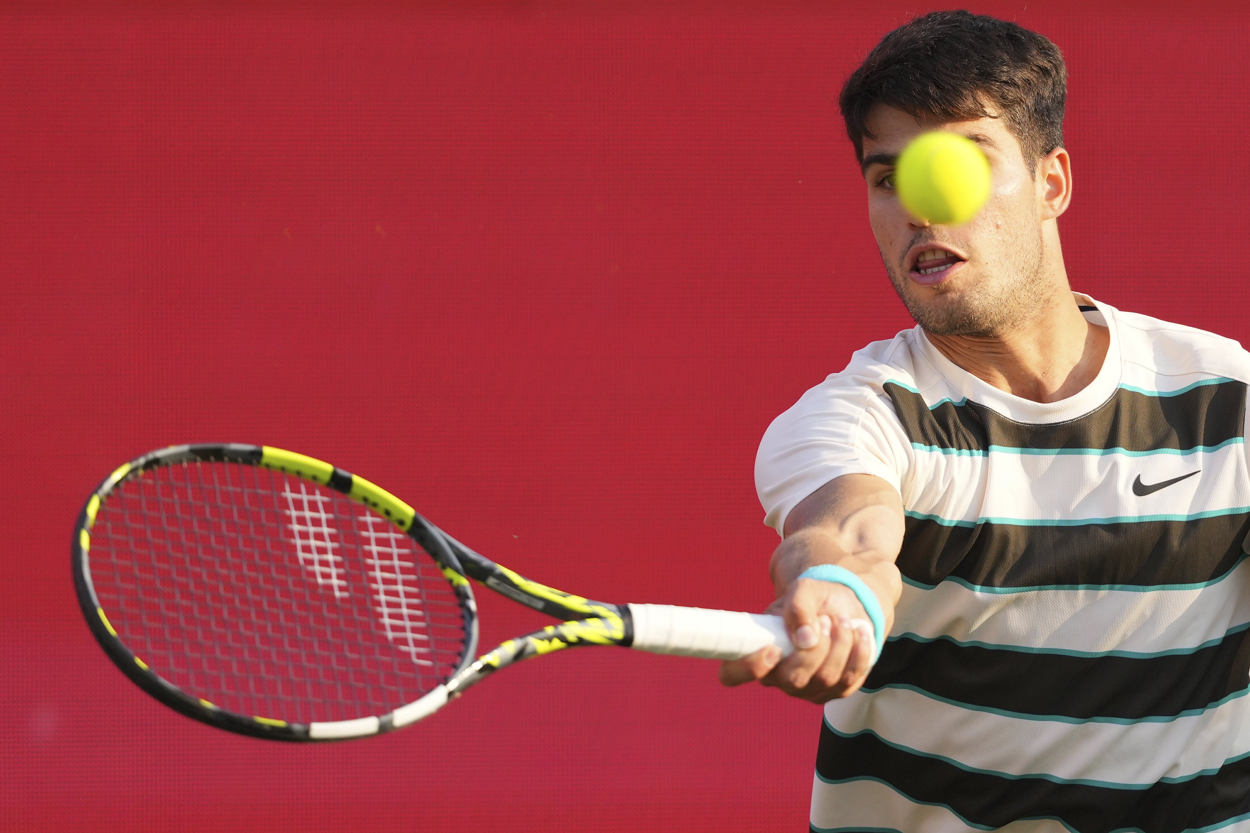 英国网球队完胜欧洲网球队，阿尔卡拉斯送出助攻的简单介绍