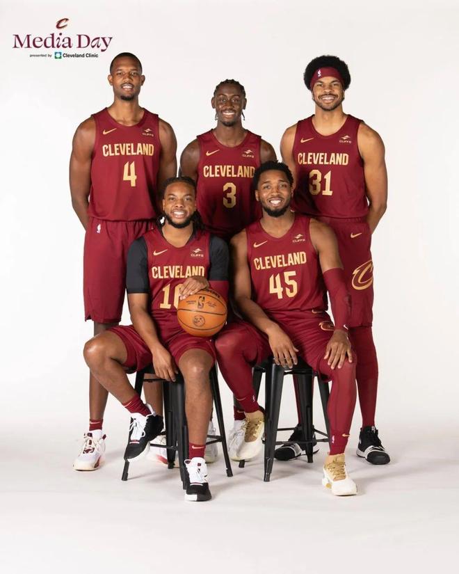 北京队翻盘骑士，霍勒迪扛起全队