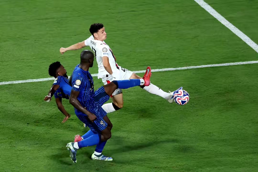 曼城绝杀皇马，孔德带队取胜