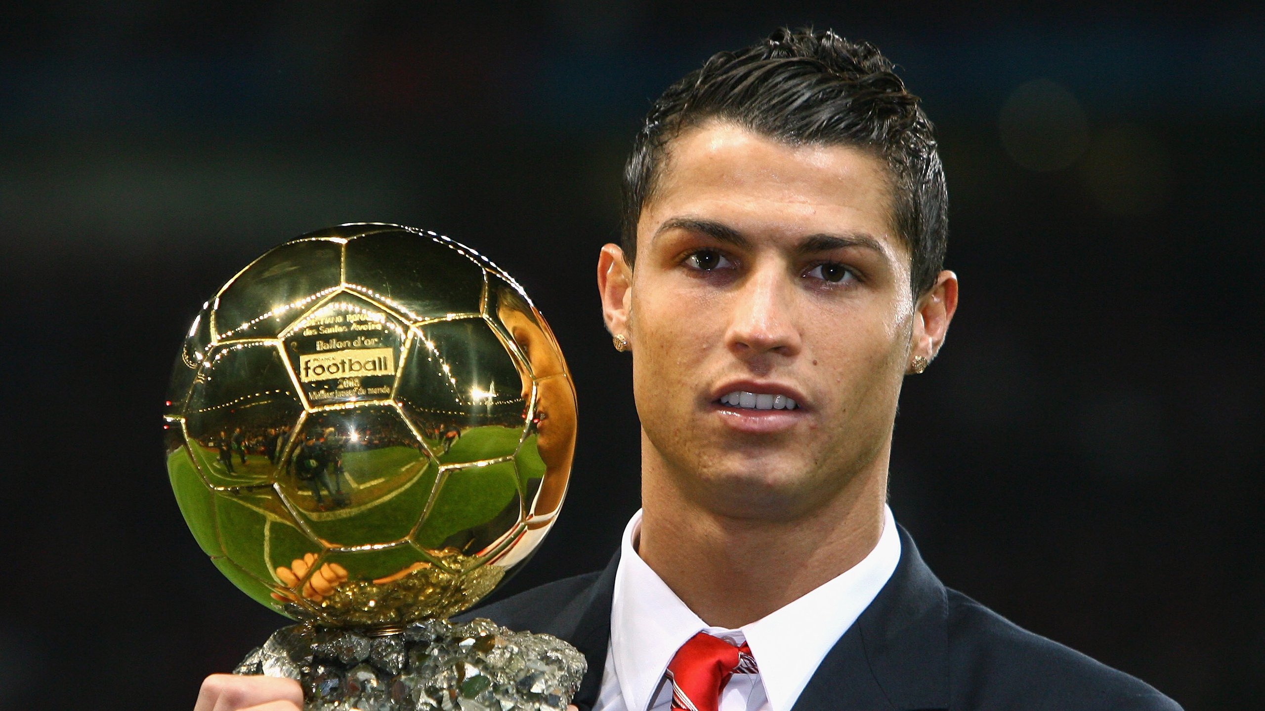 世界排名争夺战焦点战，巴西力克拉齐奥，桑巴军团重燃希望