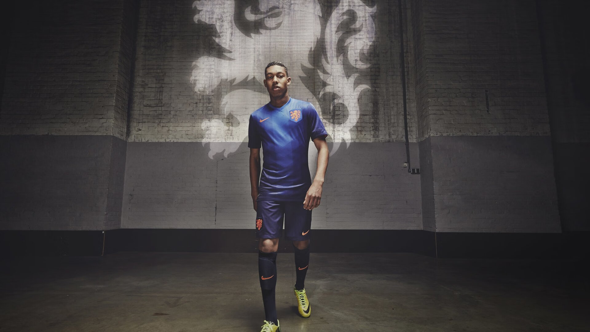 绿白风暴中的孤勇者，奥斯梅恩扛起贝蒂斯，迎战南非铁壁的启示录