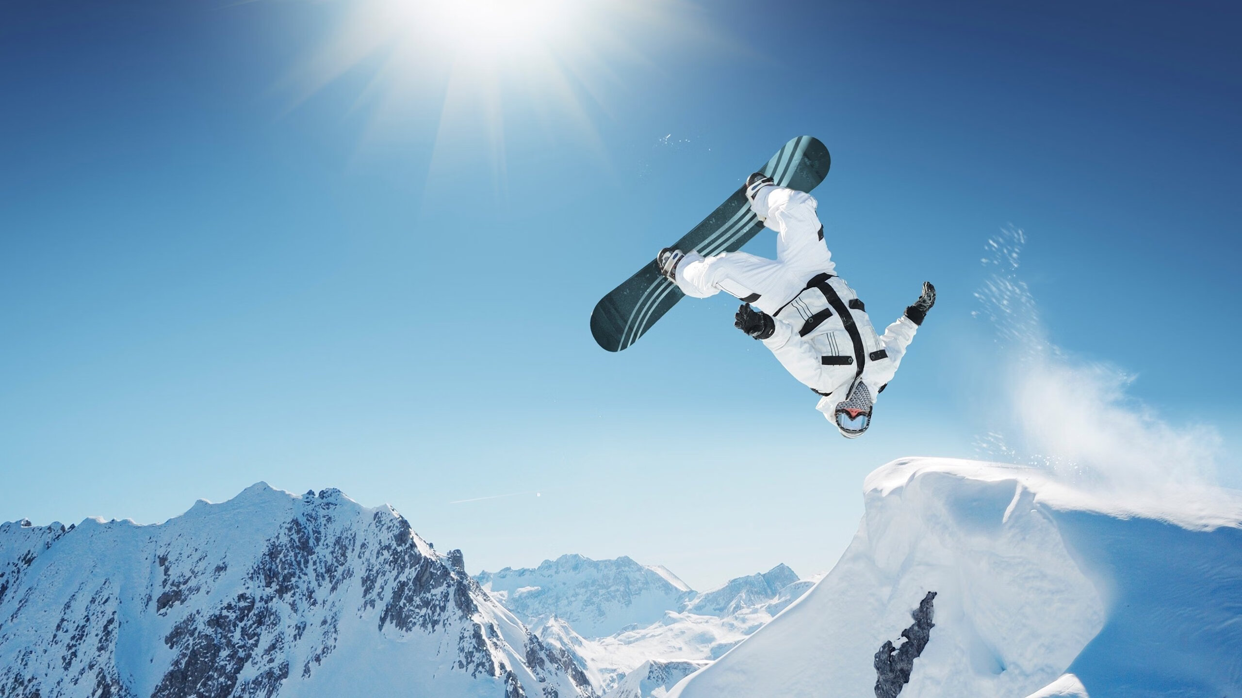 欧冠决赛之夜，楚阿梅尼关键进球定乾坤