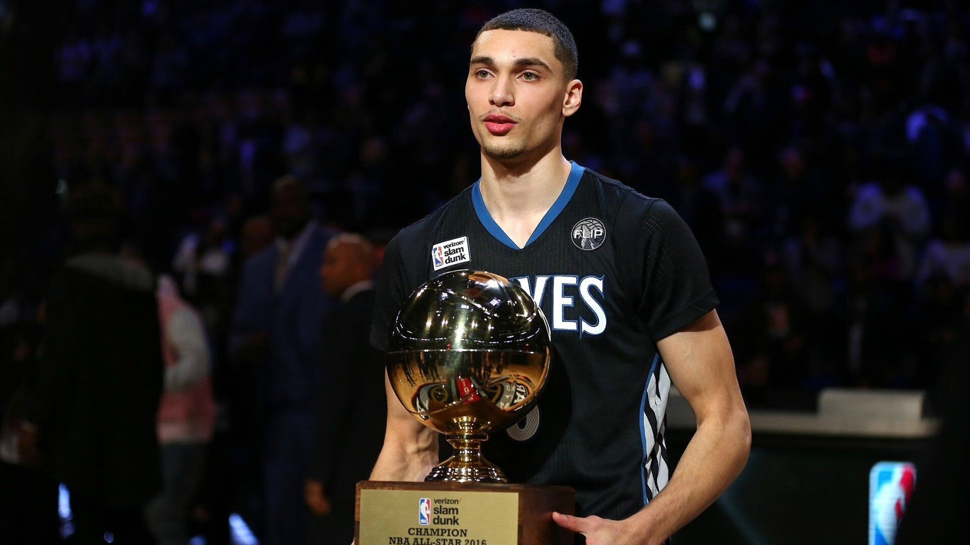 开云官网-欧冠半决赛之夜，京多安，那个掌控节奏的无声指挥家